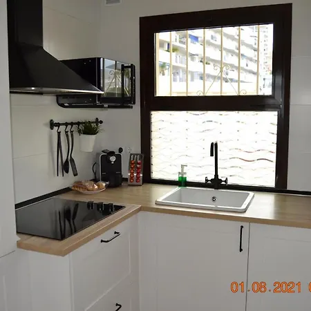 Aloha Beach Estudio Nuevo Jacuzzi Frente Al Mar Apartamento